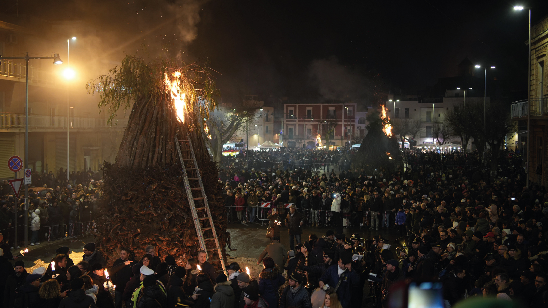 La Notte delle Fanove e Fanova in Festa: entra nel vivo il programma de “I Giorni del Fuoco”